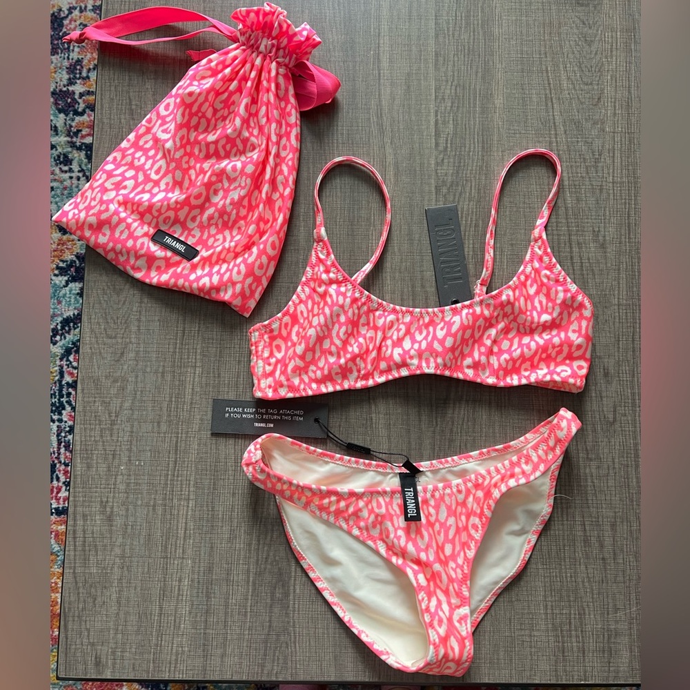NWT triangl bikini